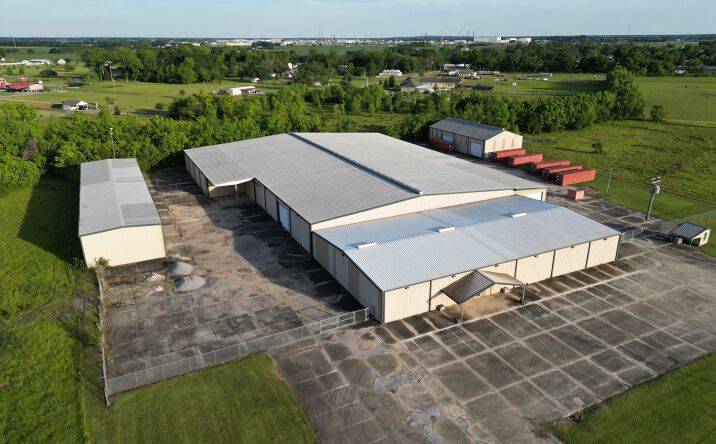 Pictures of Industrial property located at 3701 Avery Island Road, New Iberia, LA 70560 for sales - image #1