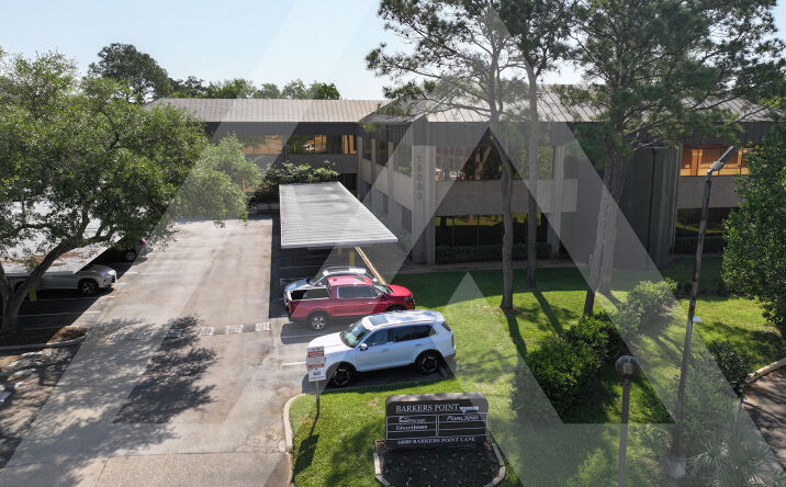 Pictures of Office property located at 16000 Barkers Point Lane, Houston, TX 77079 for sales - image #1