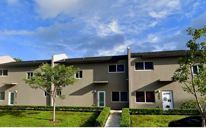 Pictures of Multifamily property located at 205 Northwest 159th Street, Miami, FL 33169 for sales - image #1