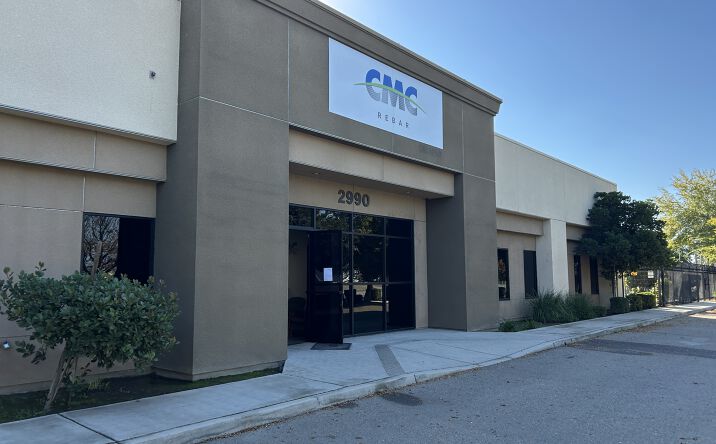 Pictures of Retail, Industrial property located at 2990 East Annadale Avenue, Fresno, CA 93725 for sales - image #1