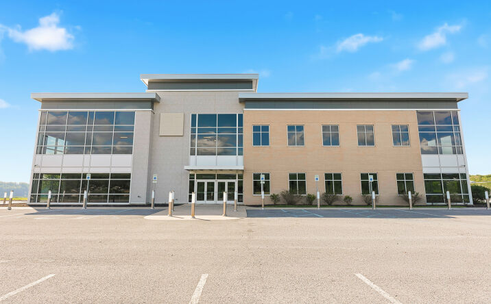 Pictures of Office property located at 423 FORTRESS BLVD, MORGANTOWN, WV 26508-1351 for sales - image #1