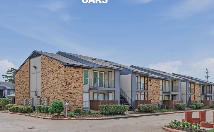 Pictures of Multifamily property located at 3190 Eastex Freeway, Beaumont, TX 77703 for sales - image #1