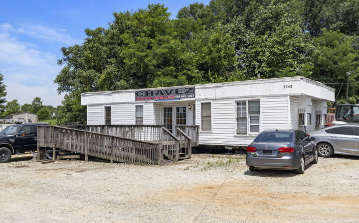 Pictures of Land, Self Storage property located at 2742 North Pleasantburg Drive, Greenville, SC 29609 for sales - image #1