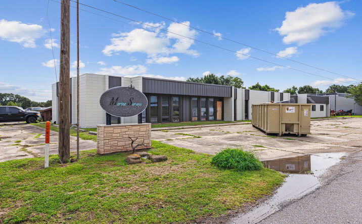Pictures of Industrial property located at 403 MECCA ST, LAFAYETTE, LA 70508-3381 for sales - image #1