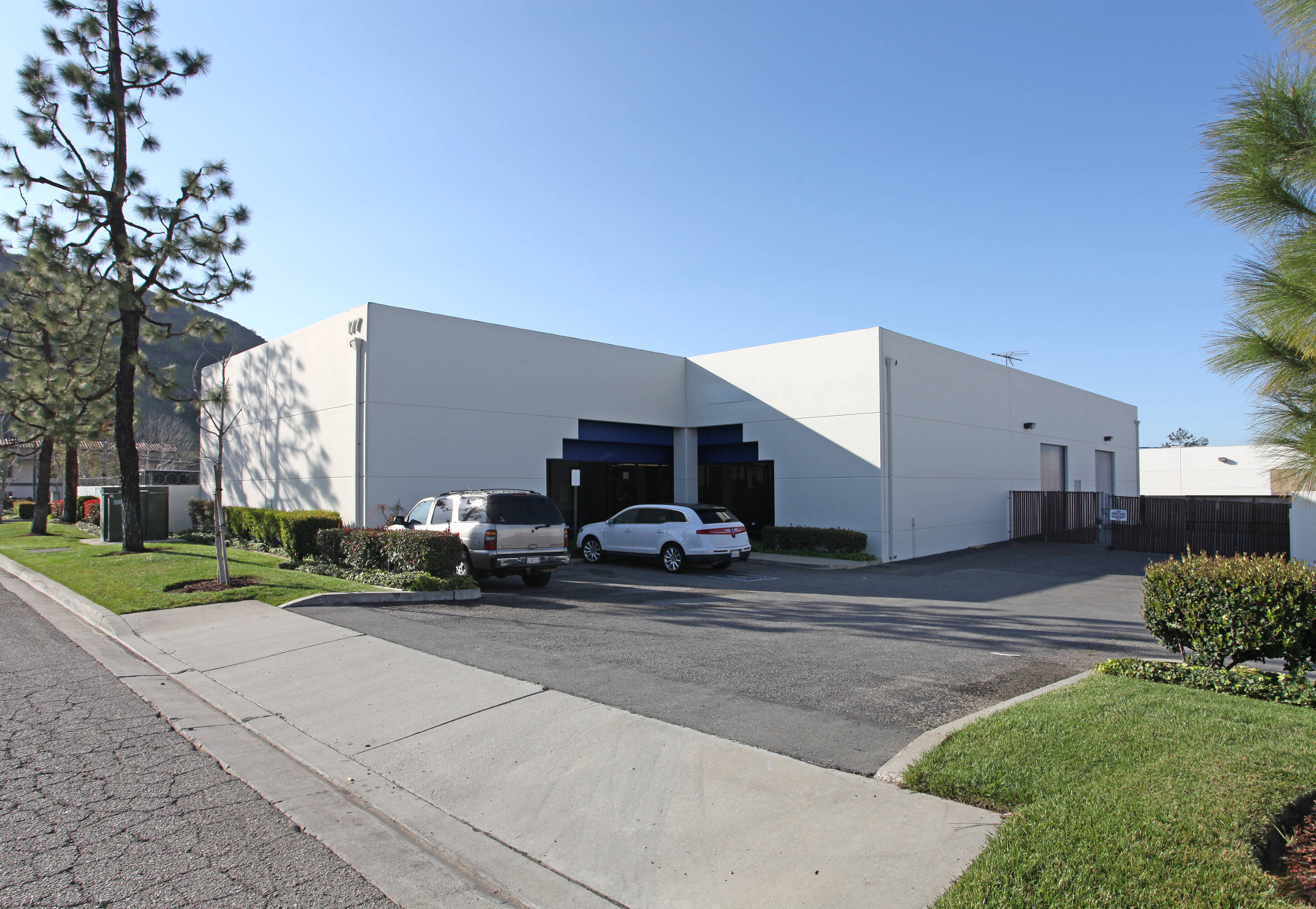 177 Atlantic St, Pomona, CA 91768