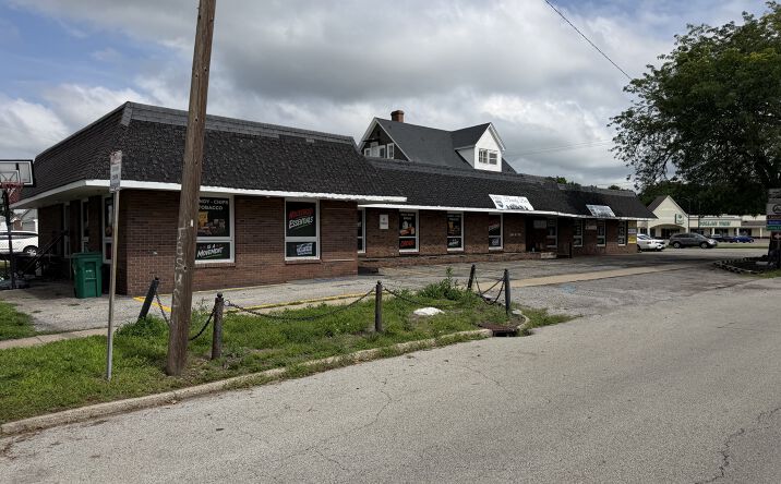 Pictures of Retail, Office property located at 1200 North 5th Street, Springfield, IL 62702 for sales - image #1