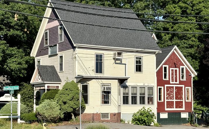 Pictures of Retail, Multifamily, Mixed Use property located at 399 South Main Street, Haverhill, MA 01835 for sales - image #1