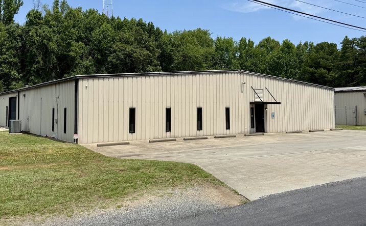 Pictures of Industrial property located at 1710 BELMAR ST, HIGH POINT, NC 27260-8402 for sales - image #1