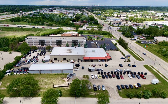 Pictures of Retail property located at 7221 S 13th St, Oak Creek, WI 53154 for sales - image #1