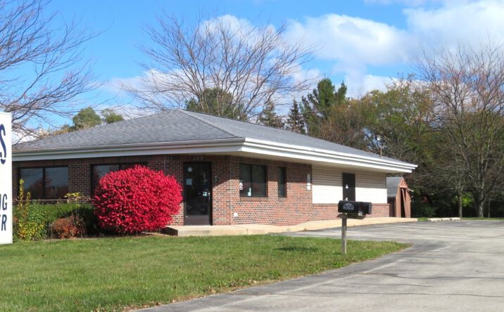 Pictures of Retail, Office, Mixed Use property located at 205 South Center Road, Saginaw, MI 48638 for sales - image #1