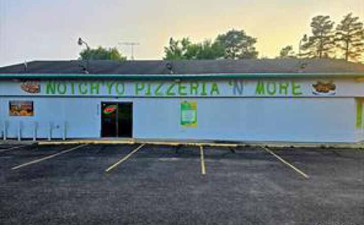 Pictures of Retail property located at 8010 Dixie Highway, Birch Run, MI 48415-9003 for sales - image #1