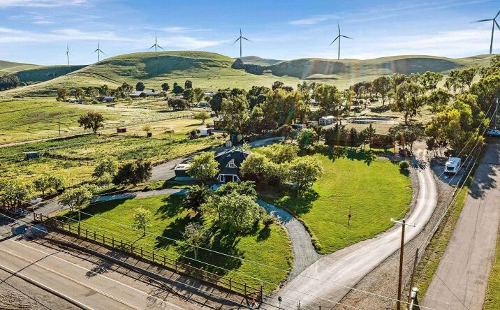 Pictures of Land property located at 4002 DYER RD, LIVERMORE, CA 94551-7489 for sales - image #1