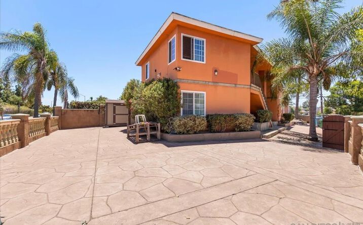 Pictures of Multifamily property located at 3935-41 Madison Ave, San Diego, CA 92116 for sales - image #1