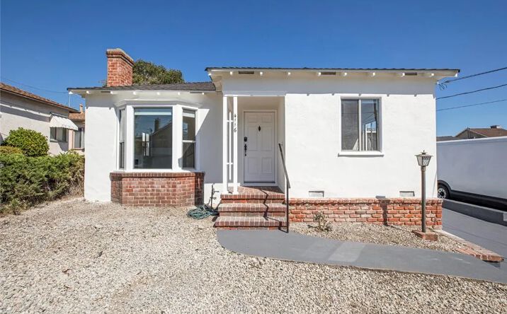 Pictures of Multifamily property located at 4116 Briggs Avenue, Montrose, CA 91020 for sales - image #1