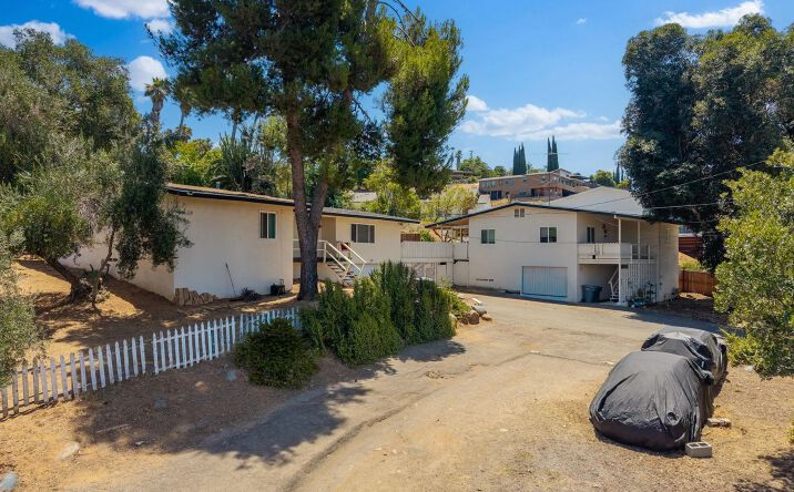 Pictures of Multifamily property located at 401-07 Idaho Ave, Escondido, CA 92025 for sales - image #1