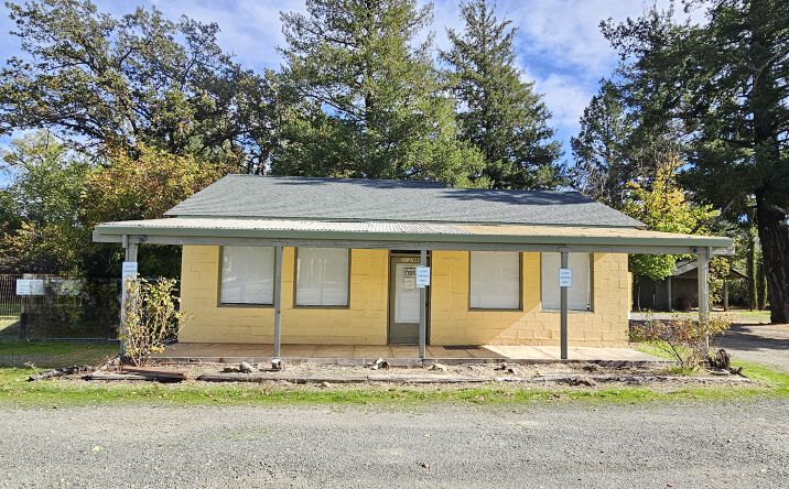 Pictures of Retail, Office, Mixed Use property located at 21298 Calistoga Road, Middletown, CA 95461 for sales - image #1