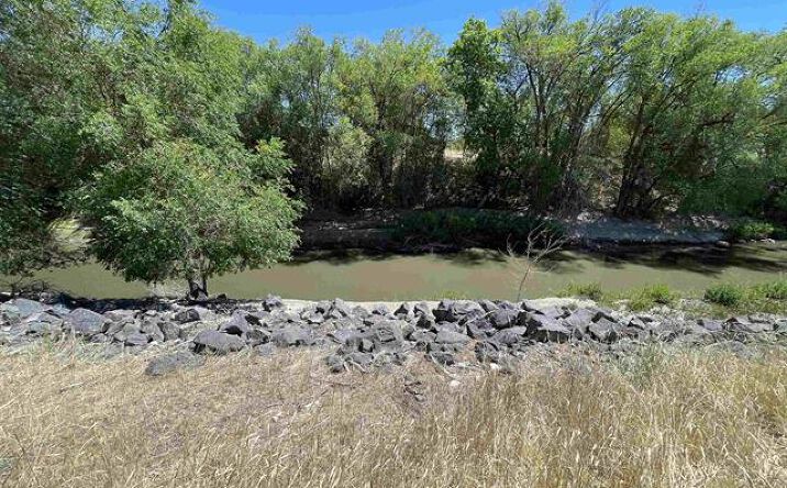 Pictures of Land property located at 516 Riverside Drive, Pocatello, ID 83204 for sales - image #1