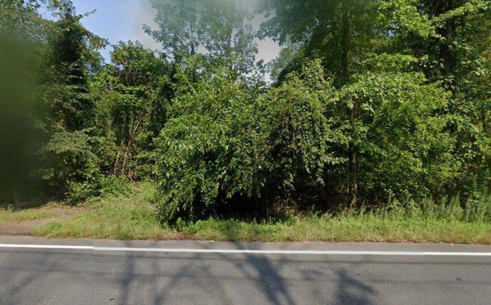 Pictures of Land property located at 342-346 oak tree Road, Tappan, NY 10964 for sales - image #1