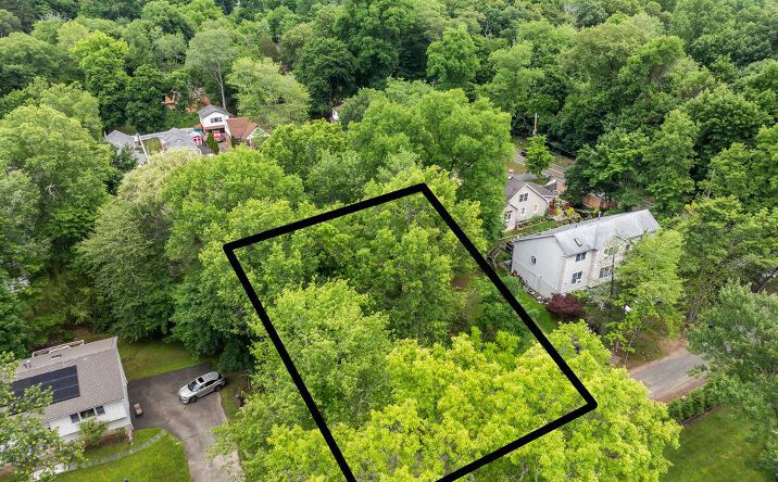 Pictures of Land, Multifamily property located at 6 Rockland Avenue, New City, NY 10956 for sales - image #1