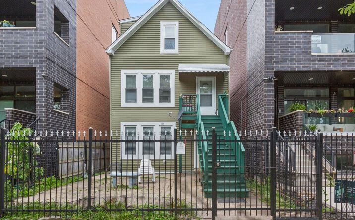 Pictures of Multifamily property located at 1814 N Sawyer Avenue, Chicago, IL 60647 for sales - image #1