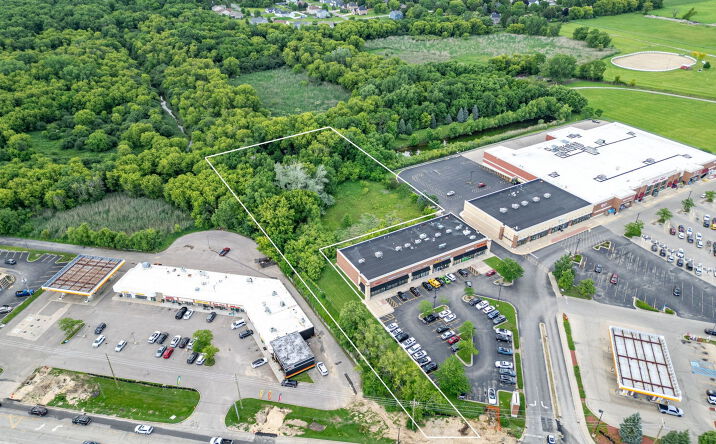Pictures of Land, Retail property located at IL Rt 47 Route, Woodstock, IL 60098 for sales - image #1