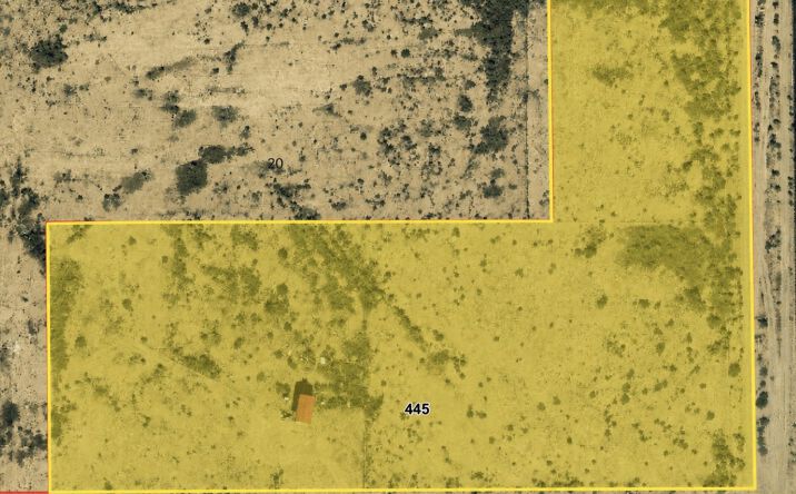 Pictures of Land property located at 445 Choctaw Road, Hagerman, NM 88232 for sales - image #1