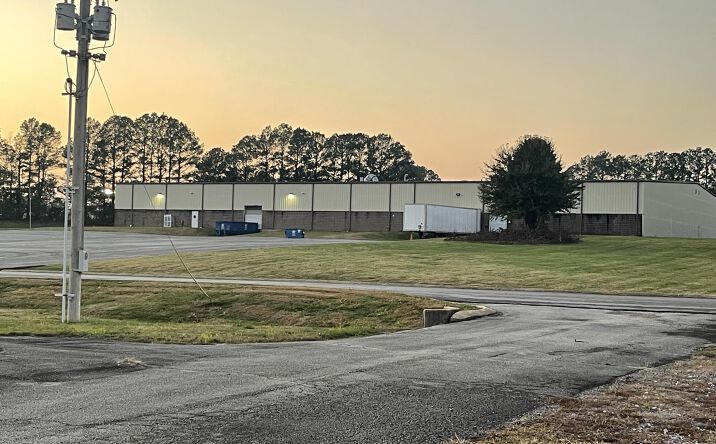 Pictures of Business for Sale, Office, Industrial property located at 1203 Industrial Park Road, South Fulton, TN 38257 for sales - image #1