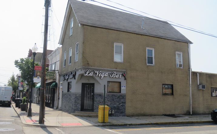 Pictures of Land property located at 299 Smith Street, Perth Amboy, NJ 08861 for sales - image #1