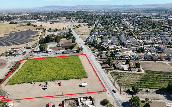 Pictures of Land property located at San Benito Street, Hollister, CA 95023 for sales - image #1