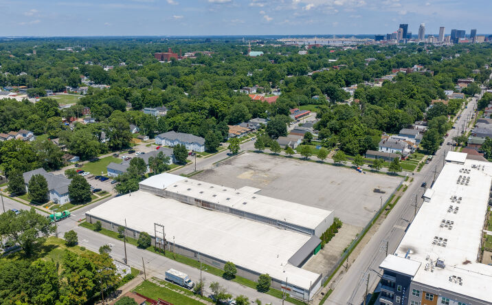 Pictures of Industrial property located at 2929 W Chestnut St, Louisville, KY 40211 for sales - image #1