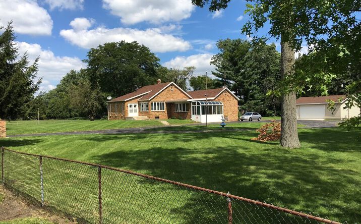 Pictures of Land property located at 2706 GRAPE RD, MISHAWAKA, IN 46545-2903 for sales - image #1