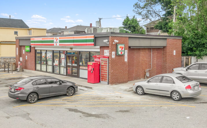 Pictures of Retail property located at 409 PARK AVE, WORCESTER, MA 01610-1026 for sales - image #1