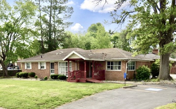 Pictures of Office property located at 602 FAIRDALE AVE, BOWLING GREEN, KY 42103-1638 for sales - image #1