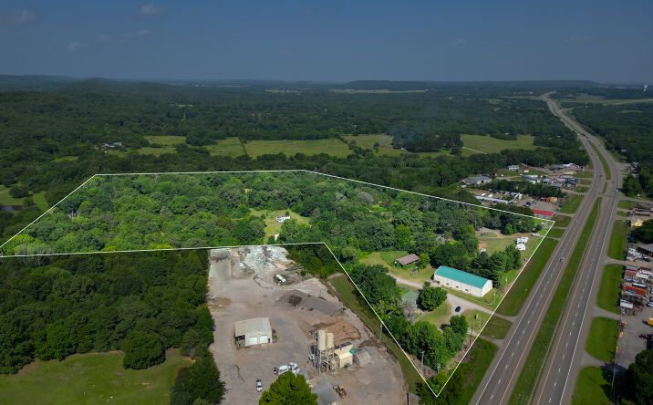 Pictures of Land property located at 15028 Hwy 71, Fort Smith, AR 72916 for sales - image #1