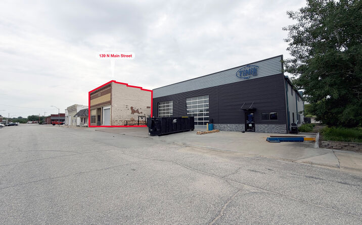 Pictures of Industrial property located at 139 North Main Street, Oakland, IA 51560 for sales - image #1