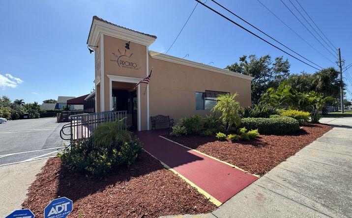 Pictures of Retail property located at 14400 Walsingham Road, Largo, FL 33774 for sales - image #1