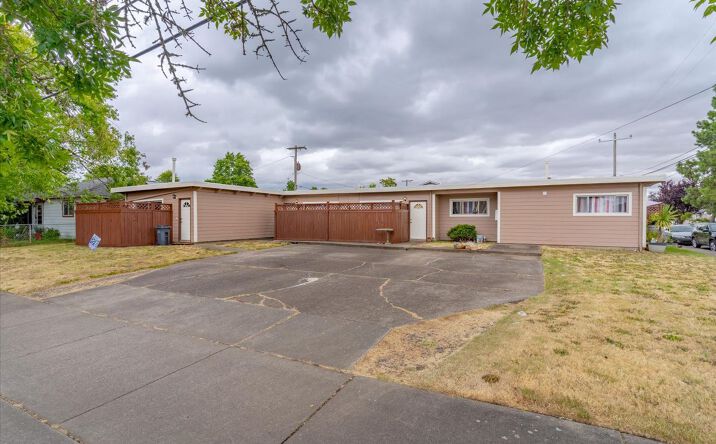 Pictures of Multifamily property located at 1921 ELM ST SW, ALBANY, OR 97321 for sales - image #1