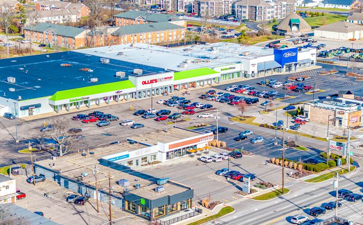 Pictures of Retail property located at 7860 Beechmont Avenue, Cincinnati, OH 45255 for sales - image #1