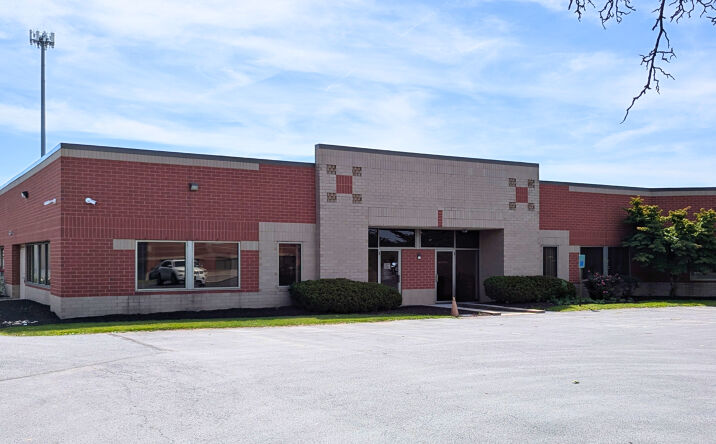 Pictures of Office property located at 6405 Flank Drive, Harrisburg, PA 17112 for sales - image #1