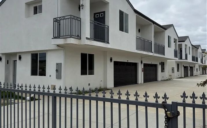 Pictures of Multifamily property located at 1439 S Palomares, Pomona, CA 91766 for sales - image #1