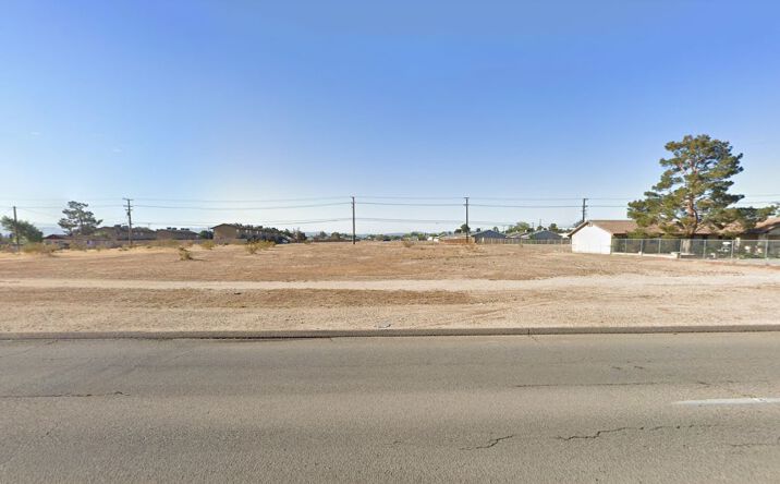Pictures of Land property located at Bear Valley Rd., Hesperia, CA 92392 for sales - image #1