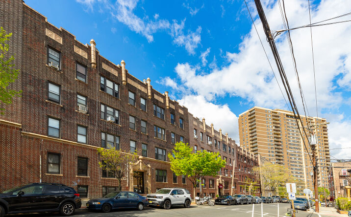 Pictures of Multifamily property located at 23-27 51st St, Weehawken Township, NJ 07086 for sales - image #1