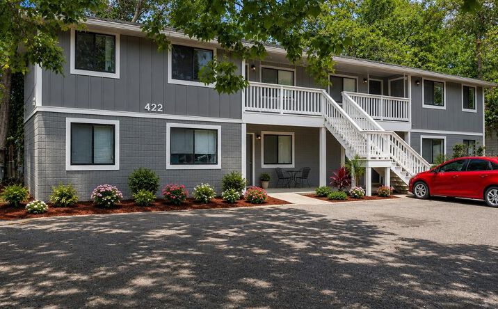 Pictures of Multifamily property located at 422 SW 69TH ST, Gainesville, FL 32607 for sales - image #1