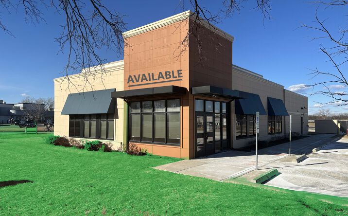 Pictures of Retail property located at 1206-1530 75th St, Downers Grove, IL 60516 for sales - image #1