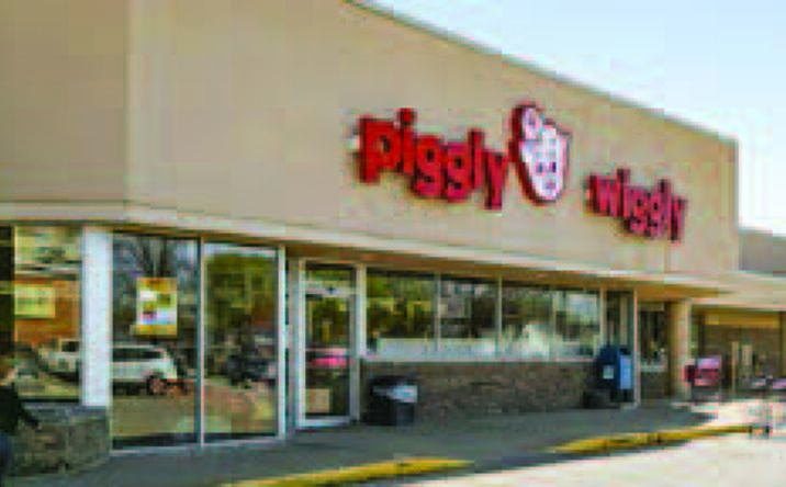 Pictures of Retail property located at 106 W Oak St, Boscobel, WI 53805 for sales - image #1