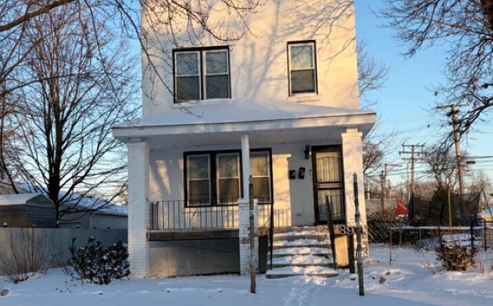 Pictures of Multifamily property located at 893 Greenbay Avenue, Calumet City, IL 60409 for sales - image #1
