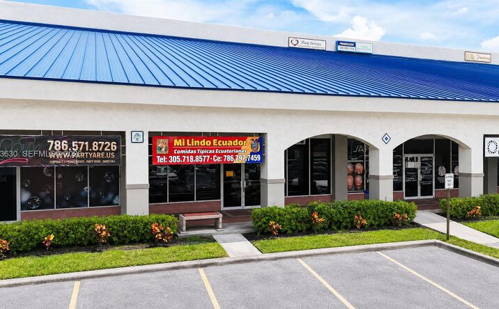 Pictures of Retail property located at 8726 NW 26 ST # 18, Doral, FL 33172 for sales - image #1