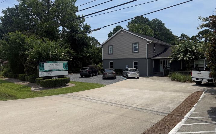 Pictures of Special Purpose property located at 2365 N Highway 17, Mount Pleasant, SC 29466 for sales - image #1