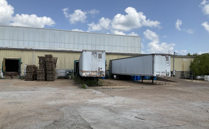 Pictures of Industrial property located at 645 WESTMORELAND DR, TUPELO, MS 38801-6577 for sales - image #1
