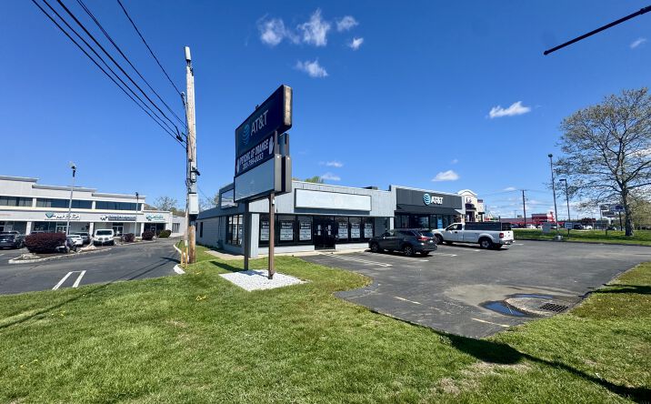 Pictures of Retail property located at 91- 93 BOSTON POST RD, ORANGE, CT 06477 for sales - image #1